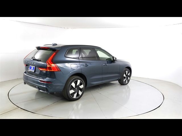 2025 Volvo XC60 Plug-In Hybrid Plus