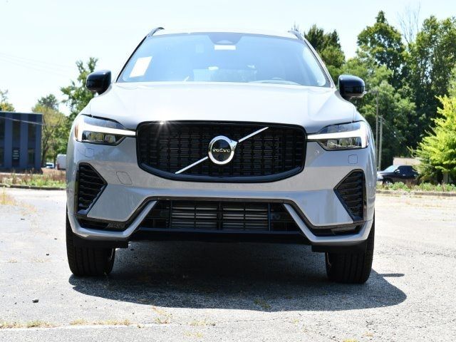 2025 Volvo XC60 Plug-In Hybrid Plus