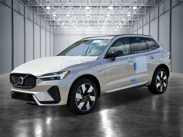 2025 Volvo XC60 Plug-In Hybrid Plus