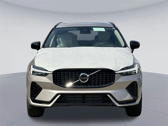 2025 Volvo XC60 Plug-In Hybrid Plus