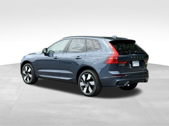 2025 Volvo XC60 Plug-In Hybrid Plus