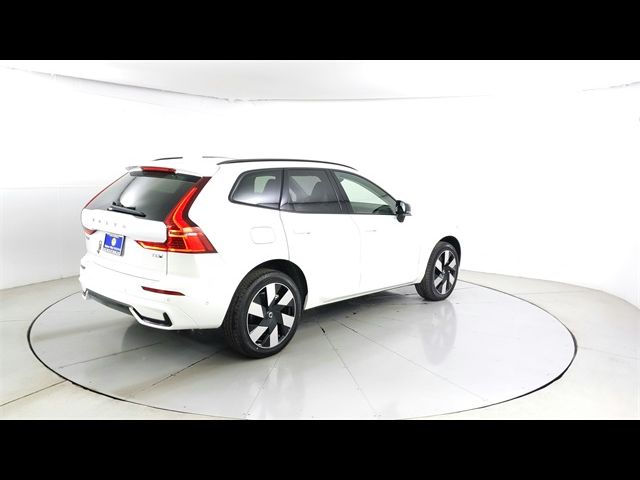 2025 Volvo XC60 Plug-In Hybrid Plus