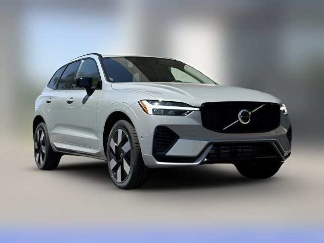 2025 Volvo XC60 Plug-In Hybrid Plus