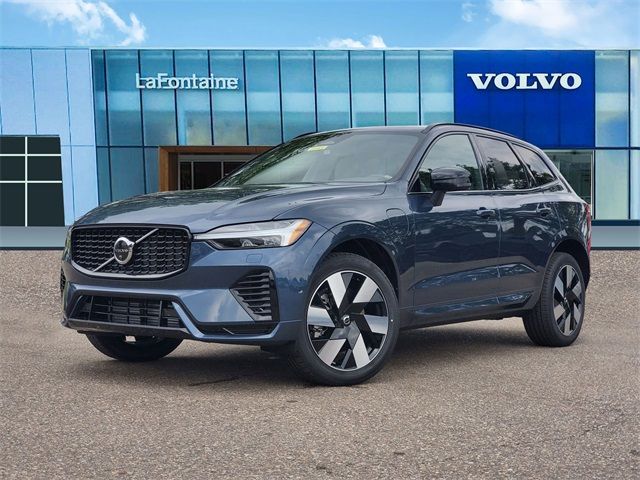 2025 Volvo XC60 Plug-In Hybrid Plus