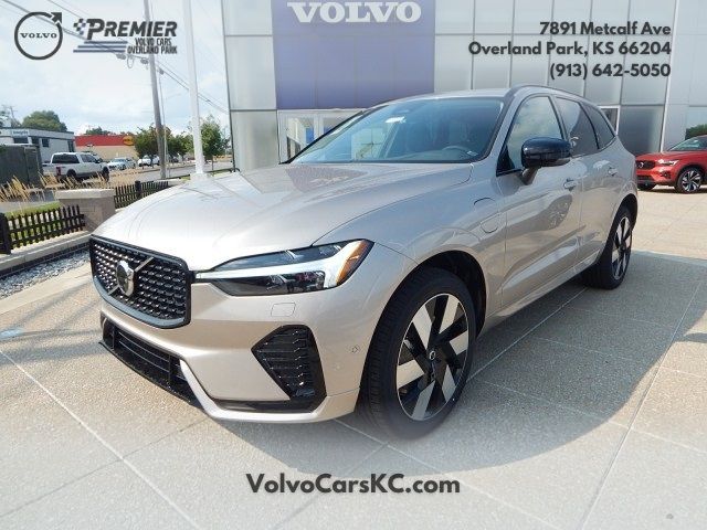 2025 Volvo XC60 Plug-In Hybrid Plus