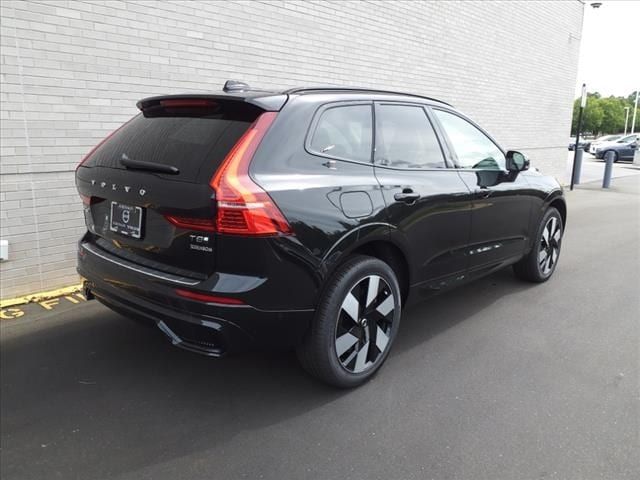 2025 Volvo XC60 Plug-In Hybrid Plus