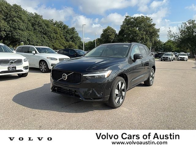 2025 Volvo XC60 Plug-In Hybrid Plus