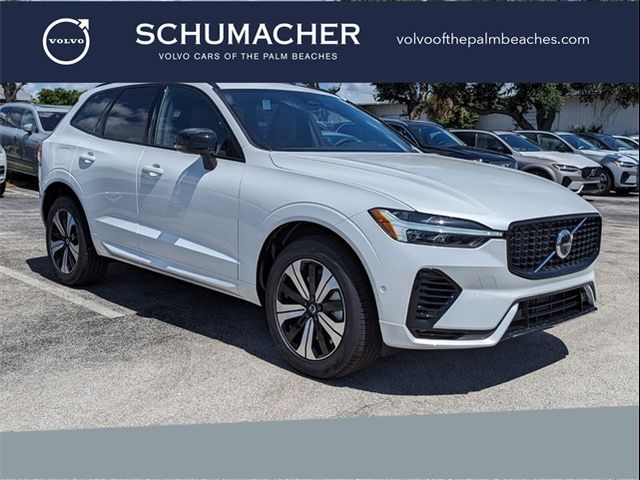 2025 Volvo XC60 Plug-In Hybrid Plus