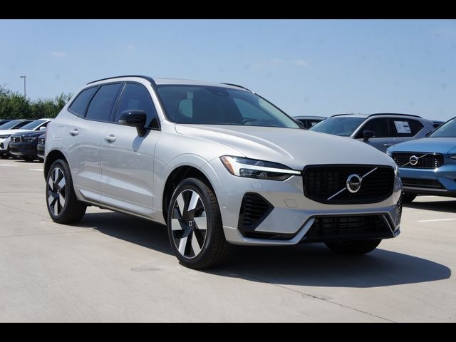 2025 Volvo XC60 Plug-In Hybrid Plus