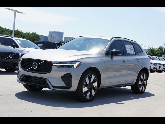 2025 Volvo XC60 Plug-In Hybrid Plus