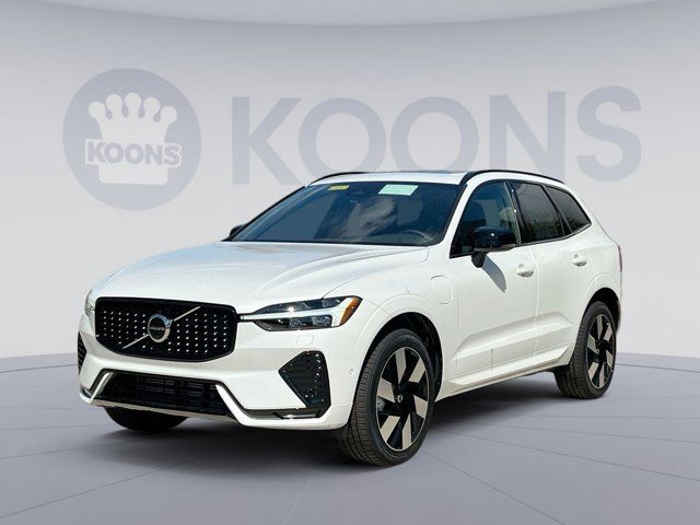 2025 Volvo XC60 Plug-In Hybrid Plus