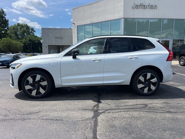 2025 Volvo XC60 Plug-In Hybrid Plus