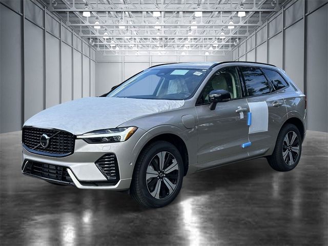 2025 Volvo XC60 Plug-In Hybrid Plus