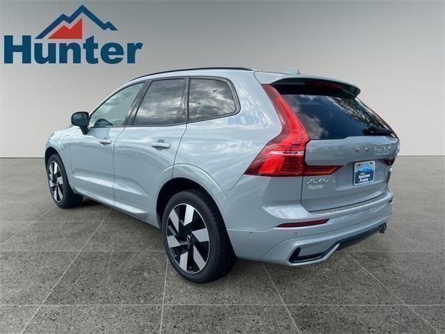 2025 Volvo XC60 Plug-In Hybrid Plus