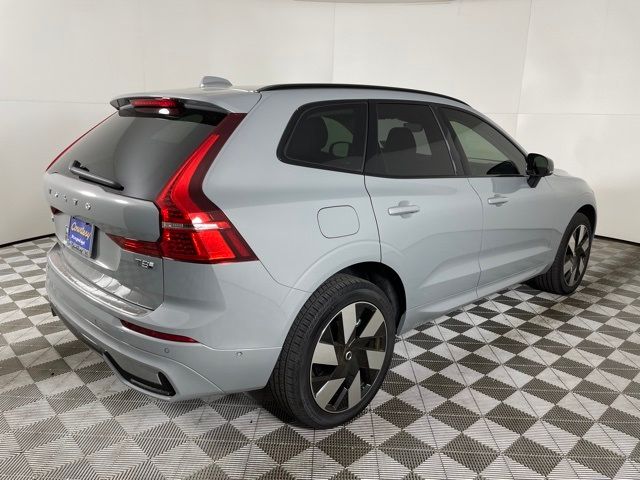 2025 Volvo XC60 Plug-In Hybrid Plus