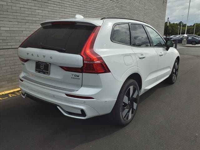 2025 Volvo XC60 Plug-In Hybrid Plus