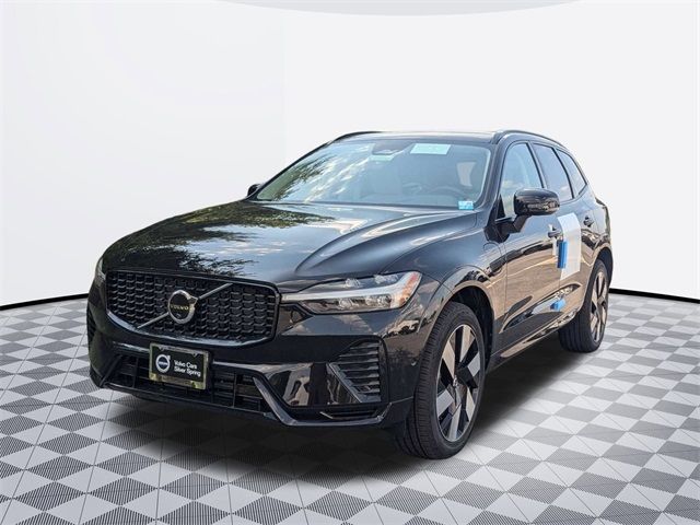 2025 Volvo XC60 Plug-In Hybrid Plus