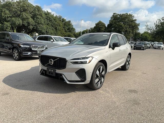 2025 Volvo XC60 Plug-In Hybrid Plus