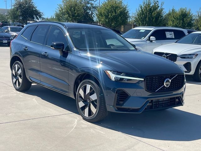 2025 Volvo XC60 Plug-In Hybrid Plus