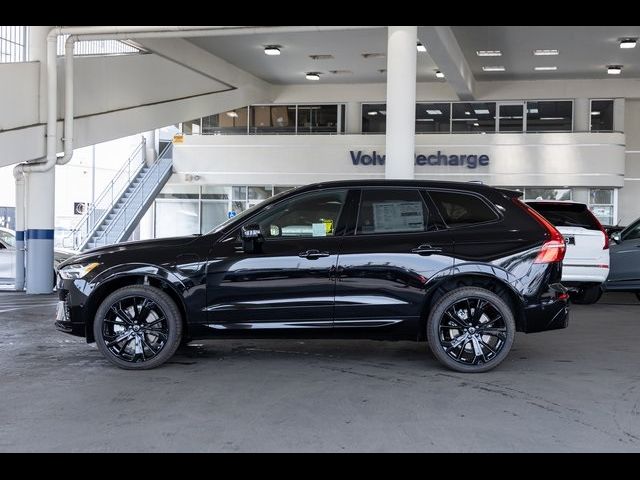 2025 Volvo XC60 Plug-In Hybrid Ultra Black Edition