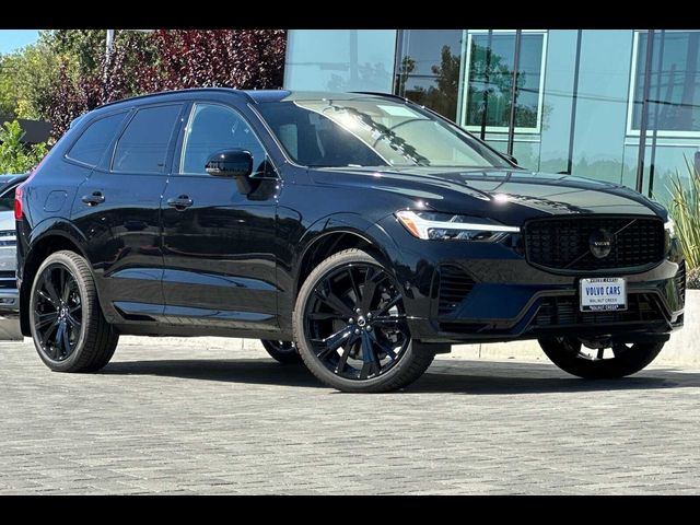 2025 Volvo XC60 Plug-In Hybrid Ultra Black Edition