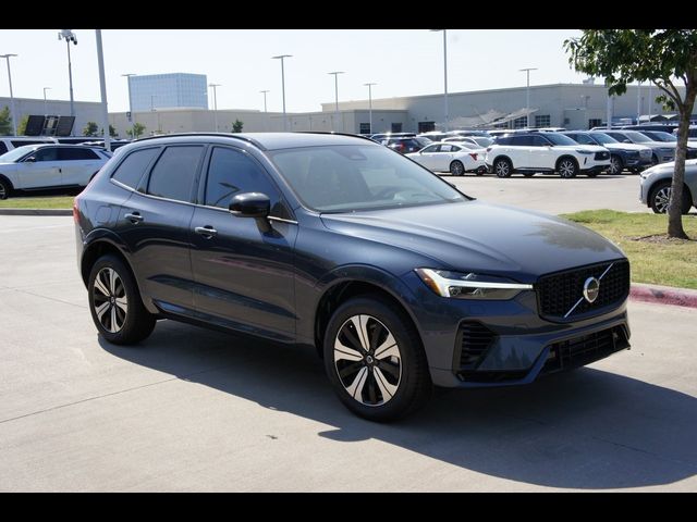 2025 Volvo XC60 Plug-In Hybrid Core