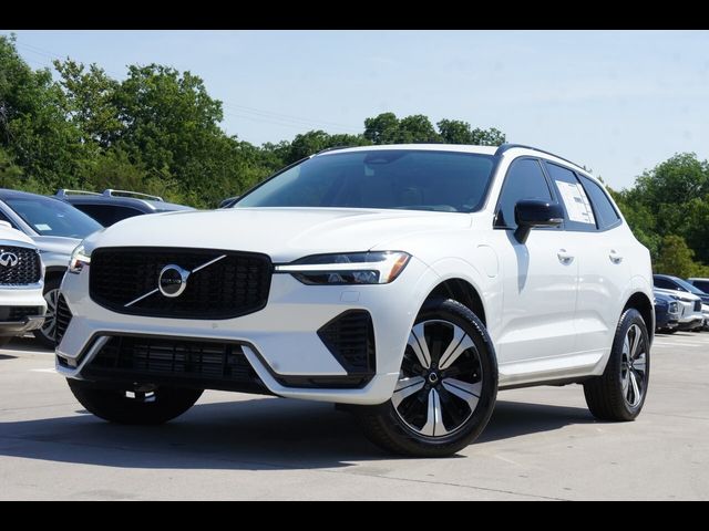 2025 Volvo XC60 Plug-In Hybrid Core