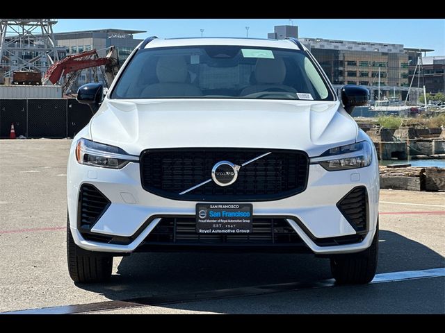 2025 Volvo XC60 Plug-In Hybrid Core