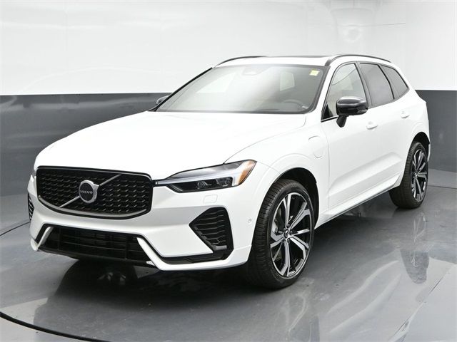 2025 Volvo XC60 Plug-In Hybrid Ultra