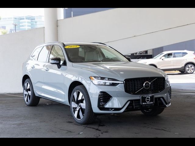 2025 Volvo XC60 Plug-In Hybrid Ultra