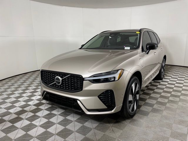 2025 Volvo XC60 Plug-In Hybrid Ultra