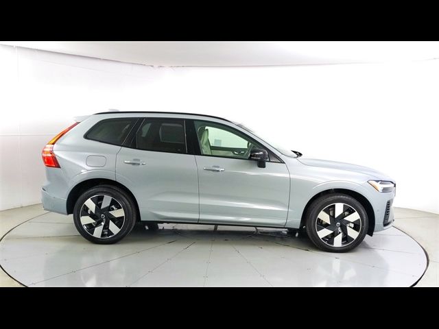 2025 Volvo XC60 Plug-In Hybrid Ultra