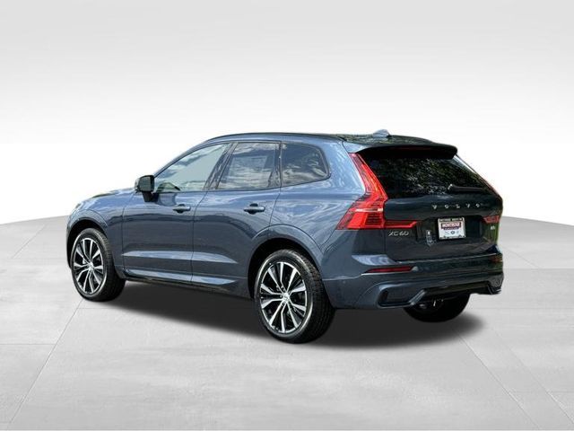 2025 Volvo XC60 Plus