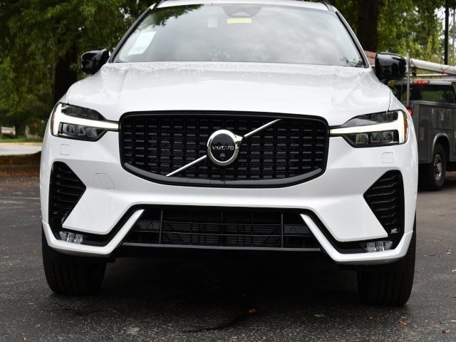 2025 Volvo XC60 Plus