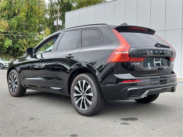 2025 Volvo XC60 Plus