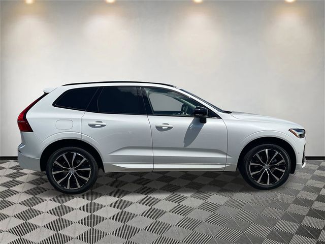 2025 Volvo XC60 Plus