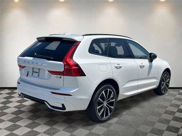 2025 Volvo XC60 Plus