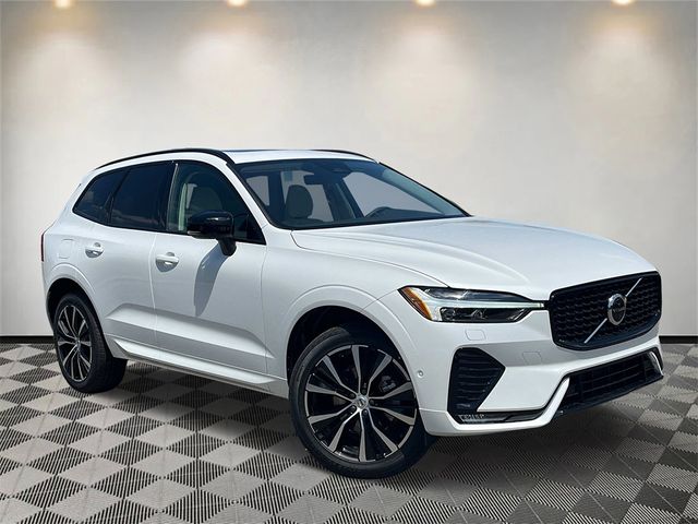 2025 Volvo XC60 Plus