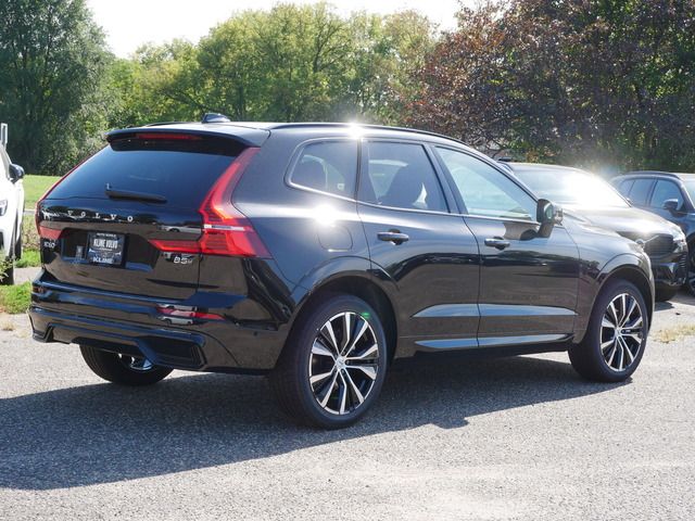 2025 Volvo XC60 Plus