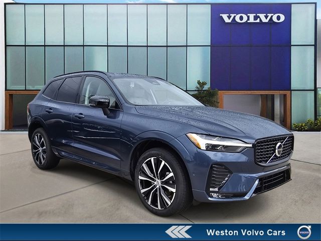 2025 Volvo XC60 Plus