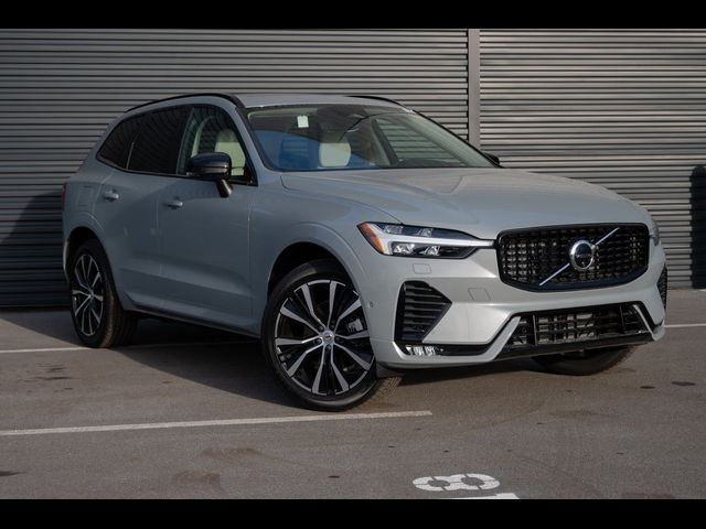 2025 Volvo XC60 Plus