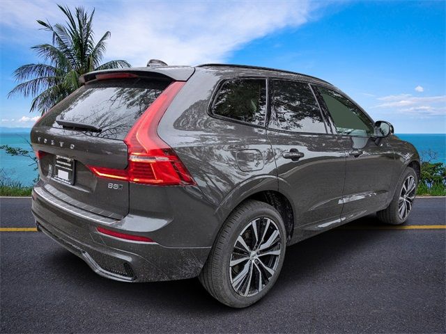 2025 Volvo XC60 Plus