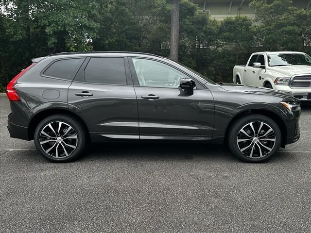 2025 Volvo XC60 Plus