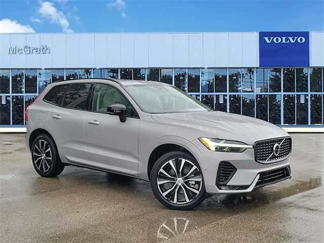 2025 Volvo XC60 Plus