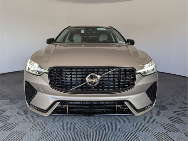 2025 Volvo XC60 Plus