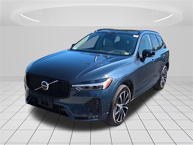 2025 Volvo XC60 Plus