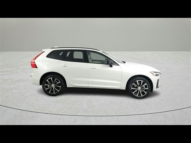 2025 Volvo XC60 Plus