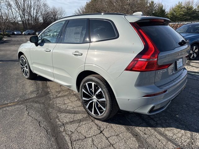 2025 Volvo XC60 Plus