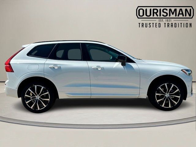 2025 Volvo XC60 Plus
