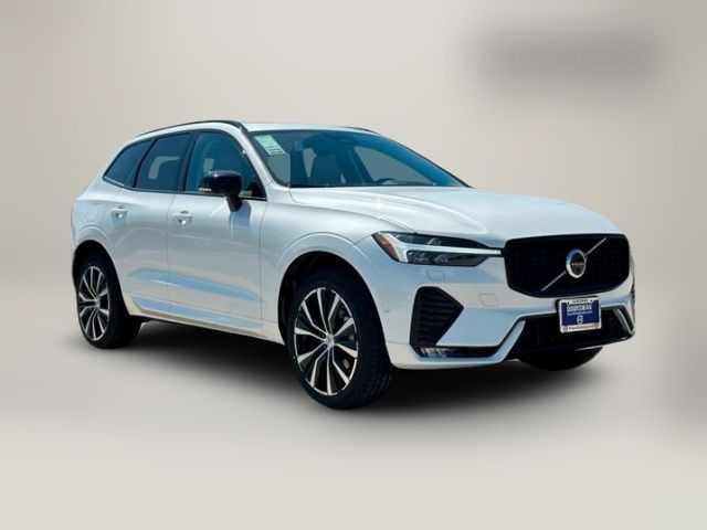 2025 Volvo XC60 Plus